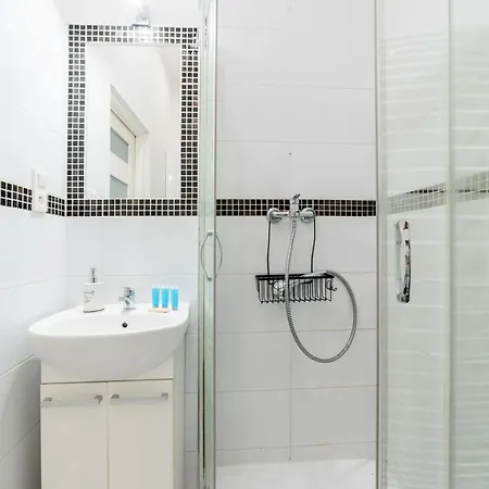 Apartamento Różana Center By Bookinghost Poznan